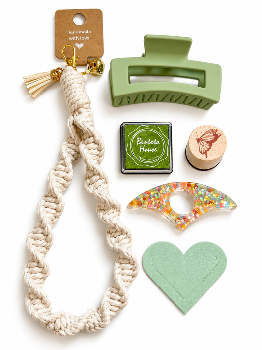 GREEN Bookish A5Journal Bundle | 20+ Bookish Items | Reading Gift Set 📚