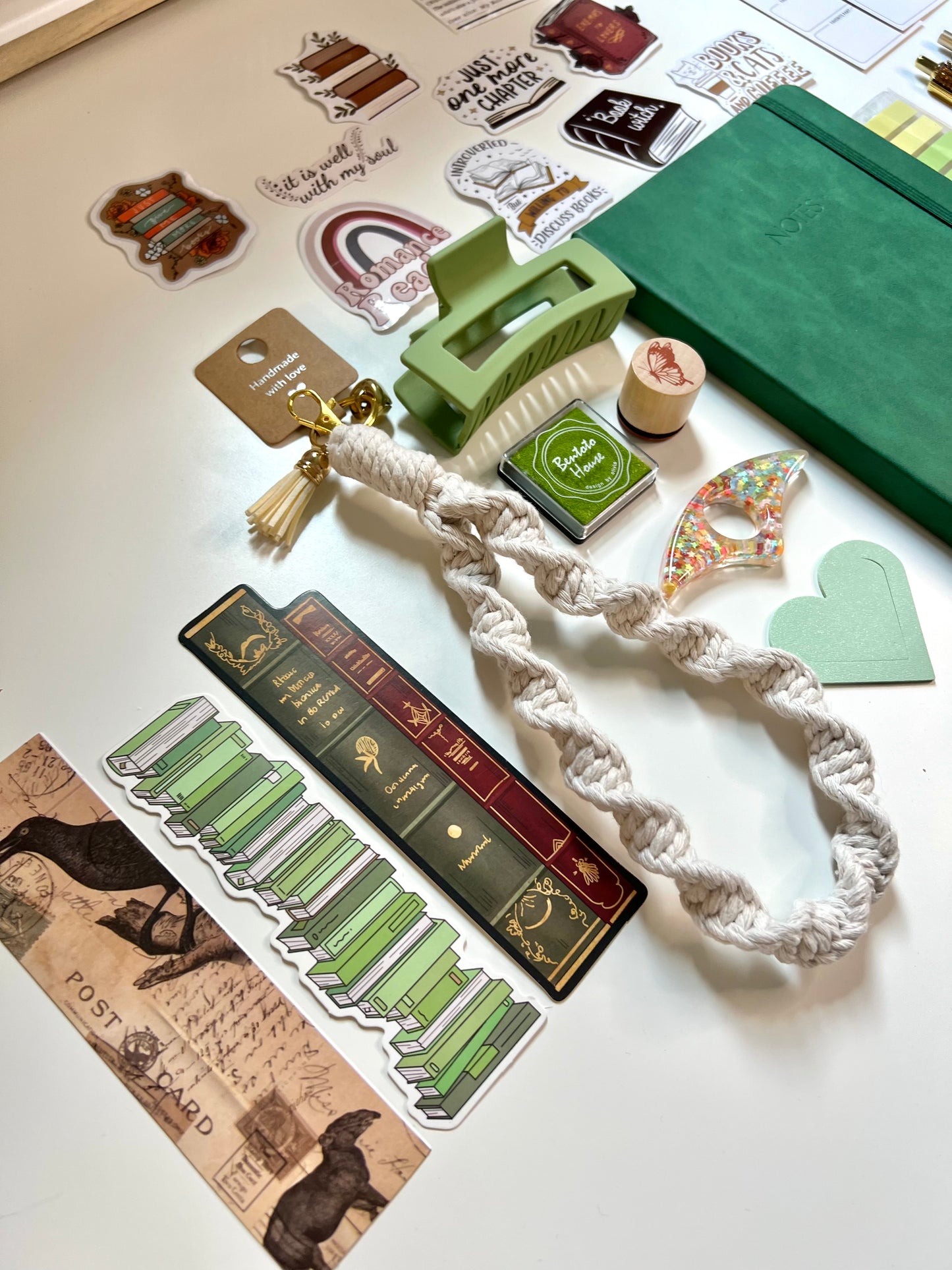 GREEN Bookish A5Journal Bundle | 20+ Bookish Items | Reading Gift Set 📚