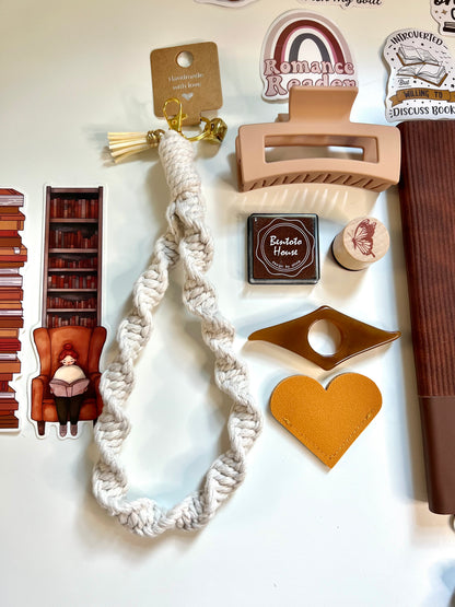 BROWN Bookish A5 Journal Bundle | 20+ Bookish Items | Reading Gift Set 📚🤎
