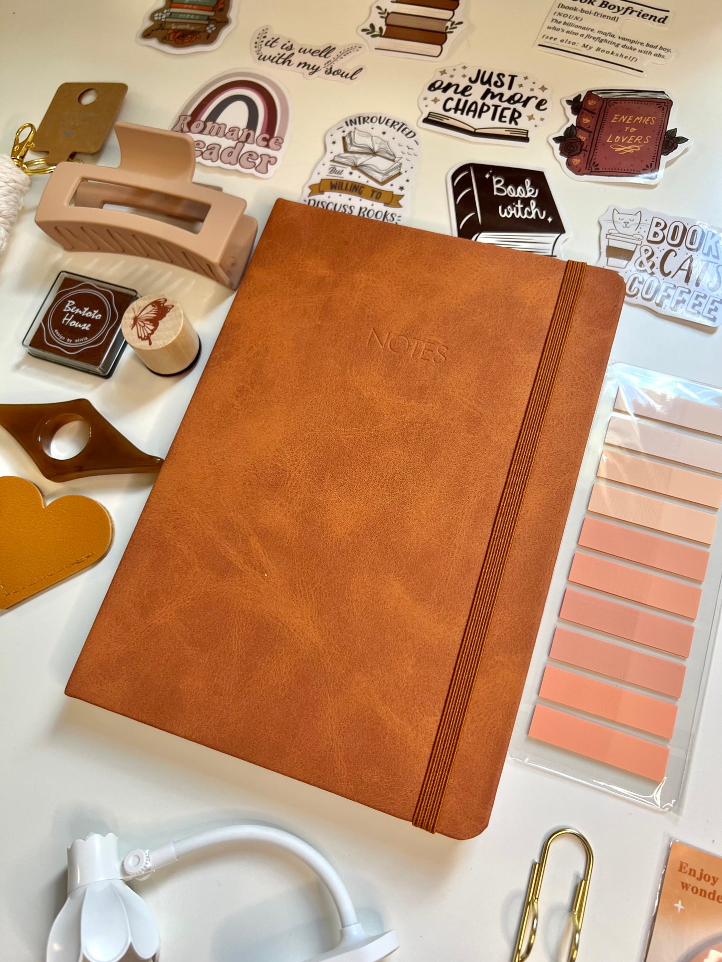 BROWN Bookish A5 Journal Bundle | 20+ Bookish Items | Reading Gift Set 📚🤎