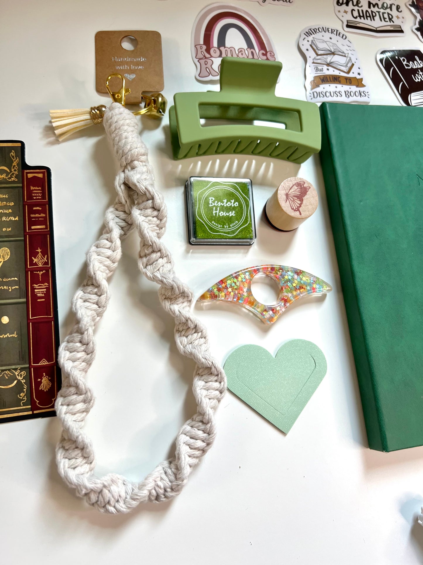GREEN Bookish A5Journal Bundle | 20+ Bookish Items | Reading Gift Set 📚